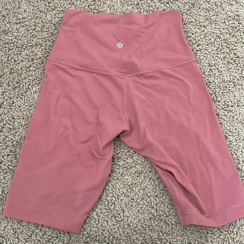 Lululemon Align high-rise biker shorts “8